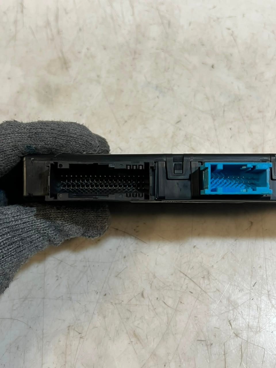 2009-2012 BMW F02 750i 4.4L Central Body Control Gateway Module 9267514 OEM