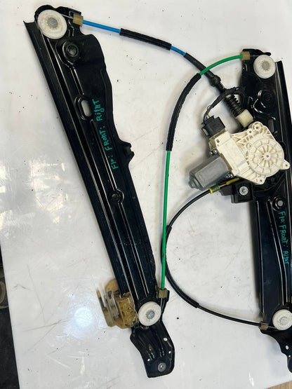 2014 BMW M5 F10 Front RIGHT Door Window Regulator With Motor 7182112 OEM