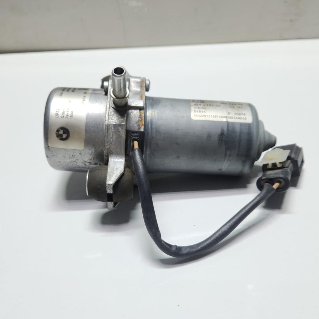 2016-2018 BMW 330e Vacuum Pump 6851289 3 Series F30 i8 125i and X1 F48 F49 OEM