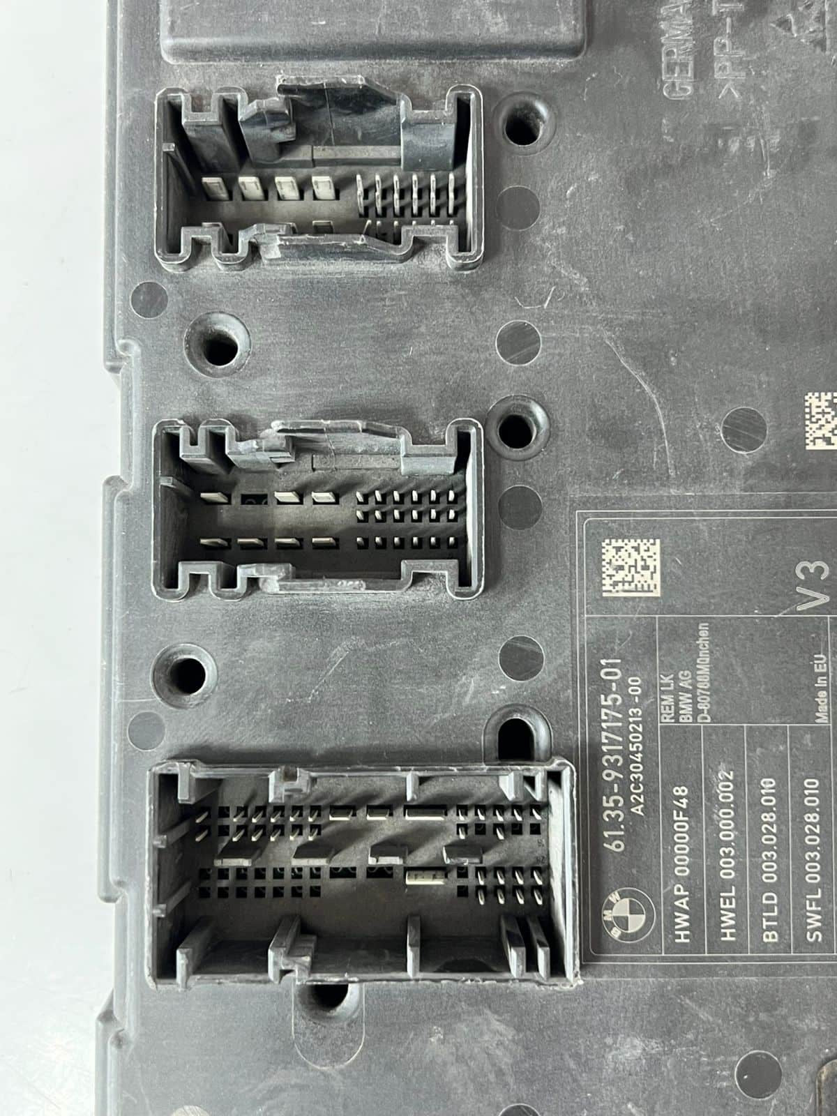 2012-2016 BMW 328i 3-series F30 Rear Body Control Module 9317175 OEM
