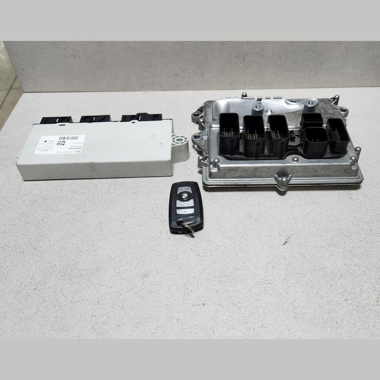 2009-2016 BMW 535i Engine Control Unit 7604402 F10 F11 F07 with N55 ECU SET