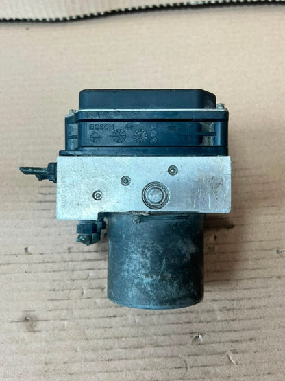 2000-2006 BMW X5 E53 Abs Pump And Control Module 6773012 OEM