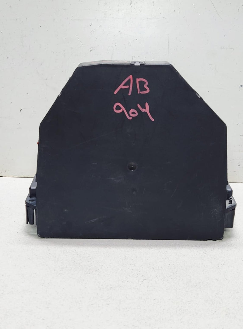 10-16 Mercedes-Benz W212 W204 Front SAM Module Relay Fuse Box A212 9003814 OEM