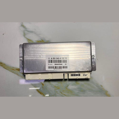 2007-2013 Mercedes-Benz GL450 Air Suspension Control Module A 251 545 41 32