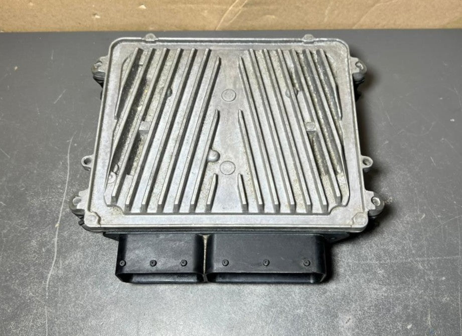 04-10 Mercedes W219 CLS Engine Control Module Unit ECM ECU A272 1533879 OEM