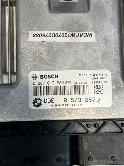 2013 BMW 5' F10 520D N47N Engine Control Unit (ECU) SET DDE+CAS4+2KEYS 8573257