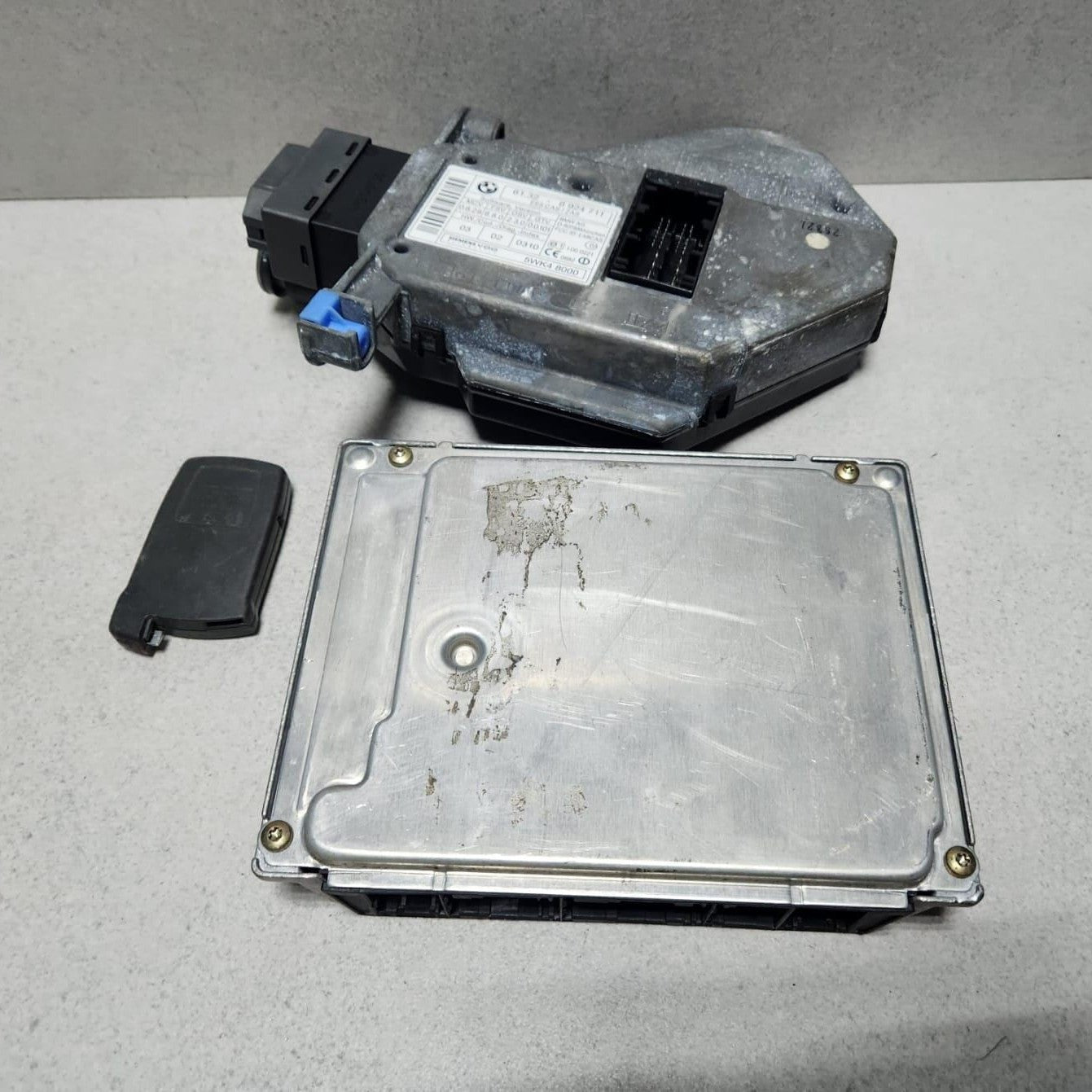 2002-2005 BMW 745i Engine Control Module 7523368 745Li E65 E66 with 4.4L N62 LHD