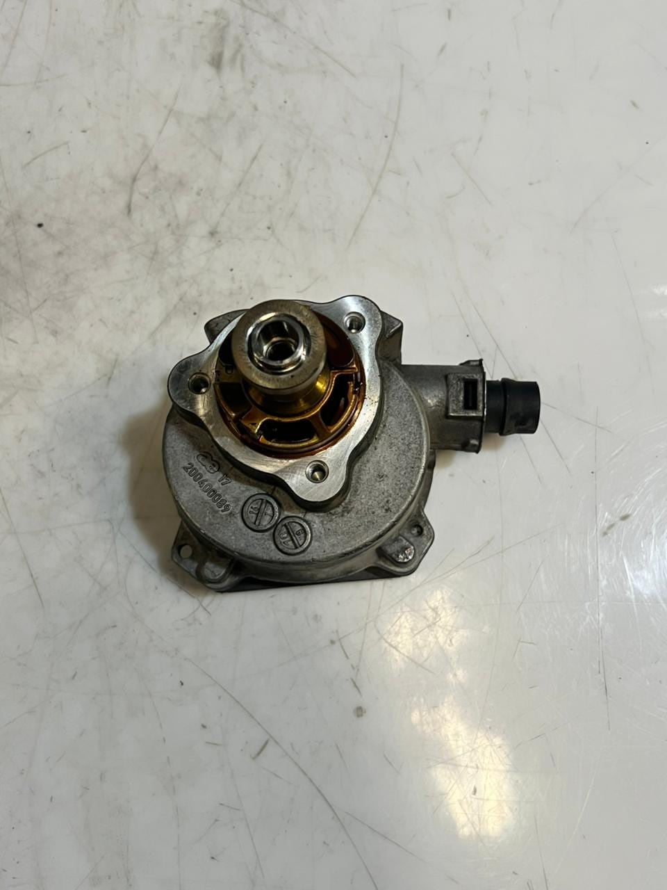 2009-2013 BMW 328i E60 E70 E81 E83 E90 X3 X5 Z4 Brake Vacuum Pump 7558344 OEM