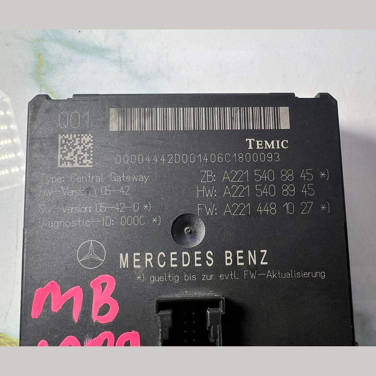 2007-2013 Mercedes-Benz W221 S-Class Gateway Control Module A2215408845 OEM