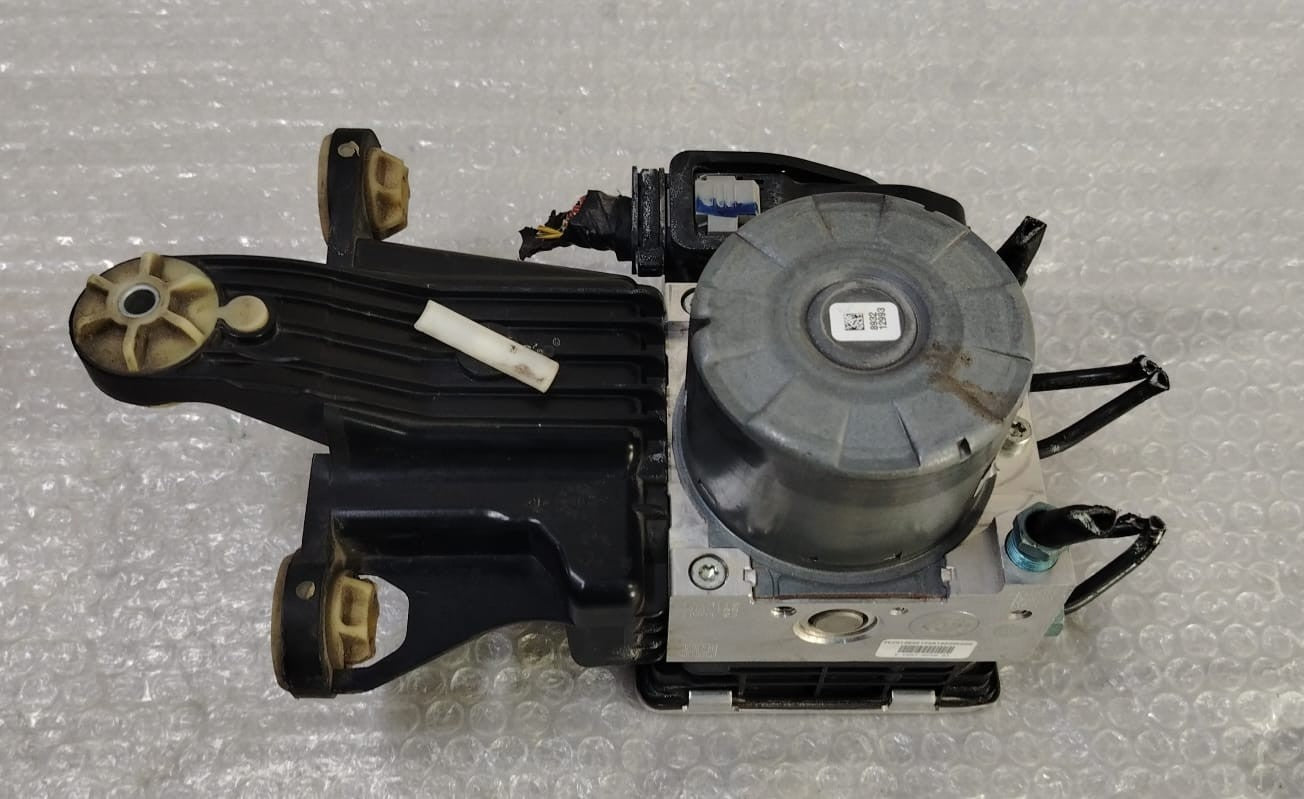 OEM BMW 330i G20 ABS ANTI-LOCK BRAKE PUMP DSC DYNAMIC STABILITY MODULE 1544112