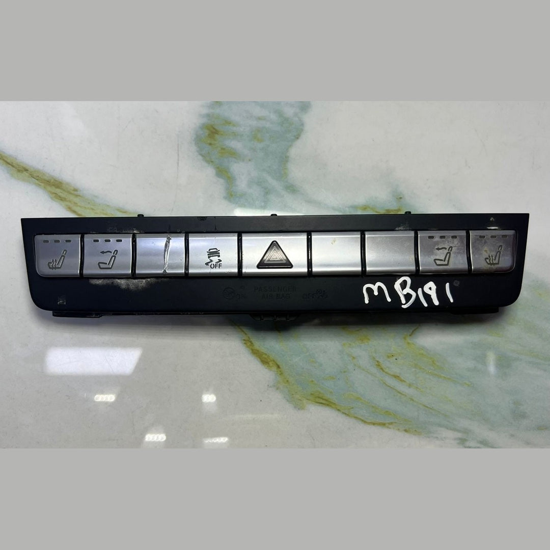Mercedes Dashboard Upper Control Panel Switch Block A1729054000 SLK-Class R172 