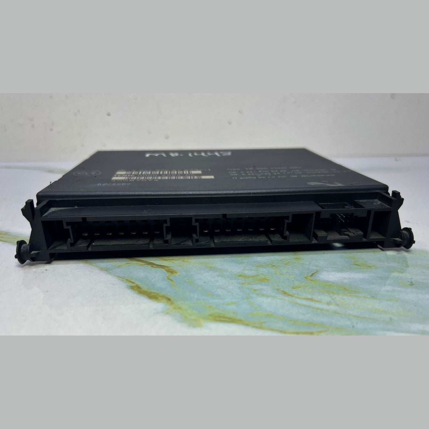 2007-2009 Mercedes-Benz S600 Rear Seat Control Unit A2218706187 S-Class W221