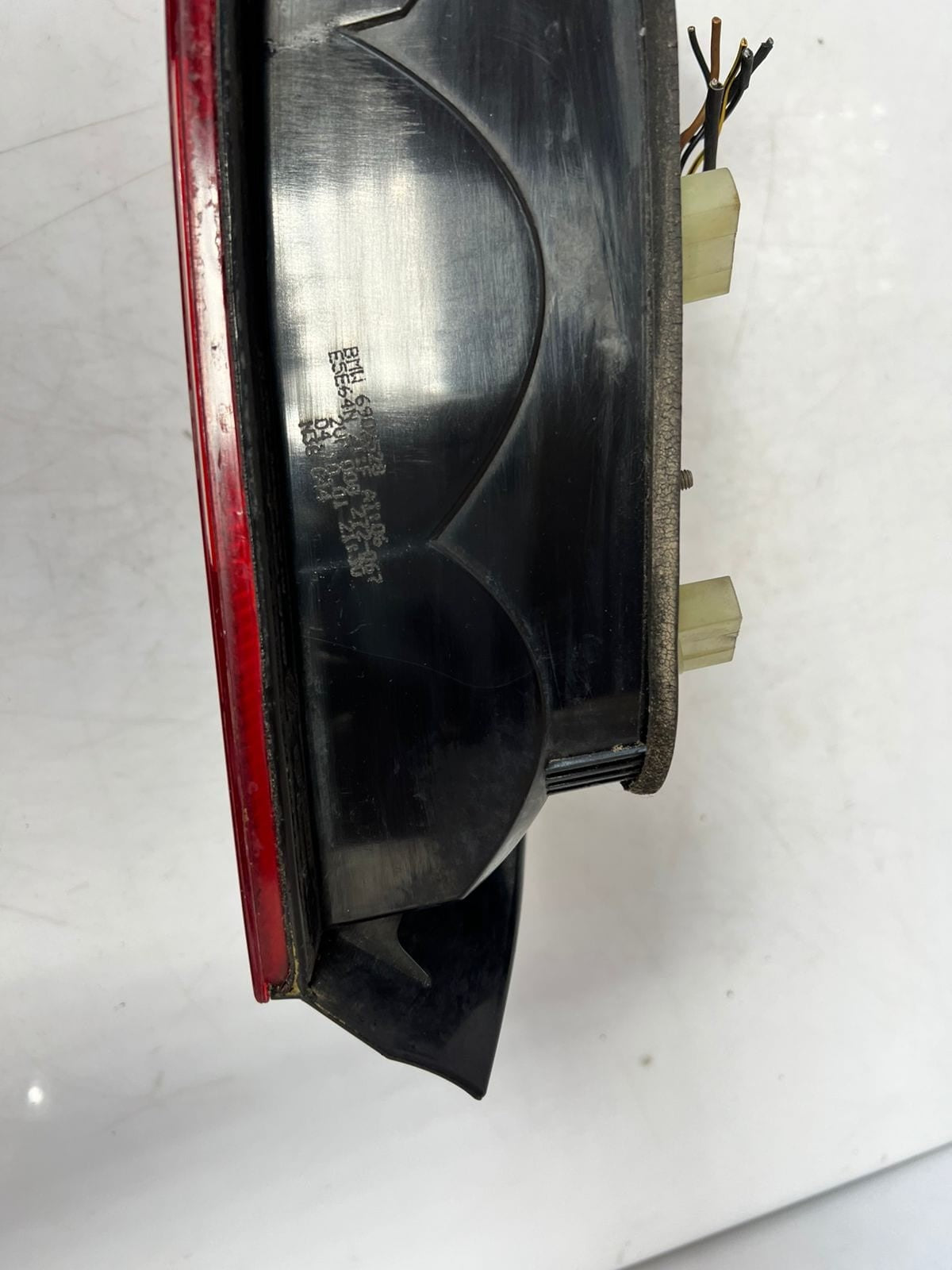 2001 BMW 530i 5 Series E39 sedan RIGHT SIDE Tail Light Assembly 6902528 OEM