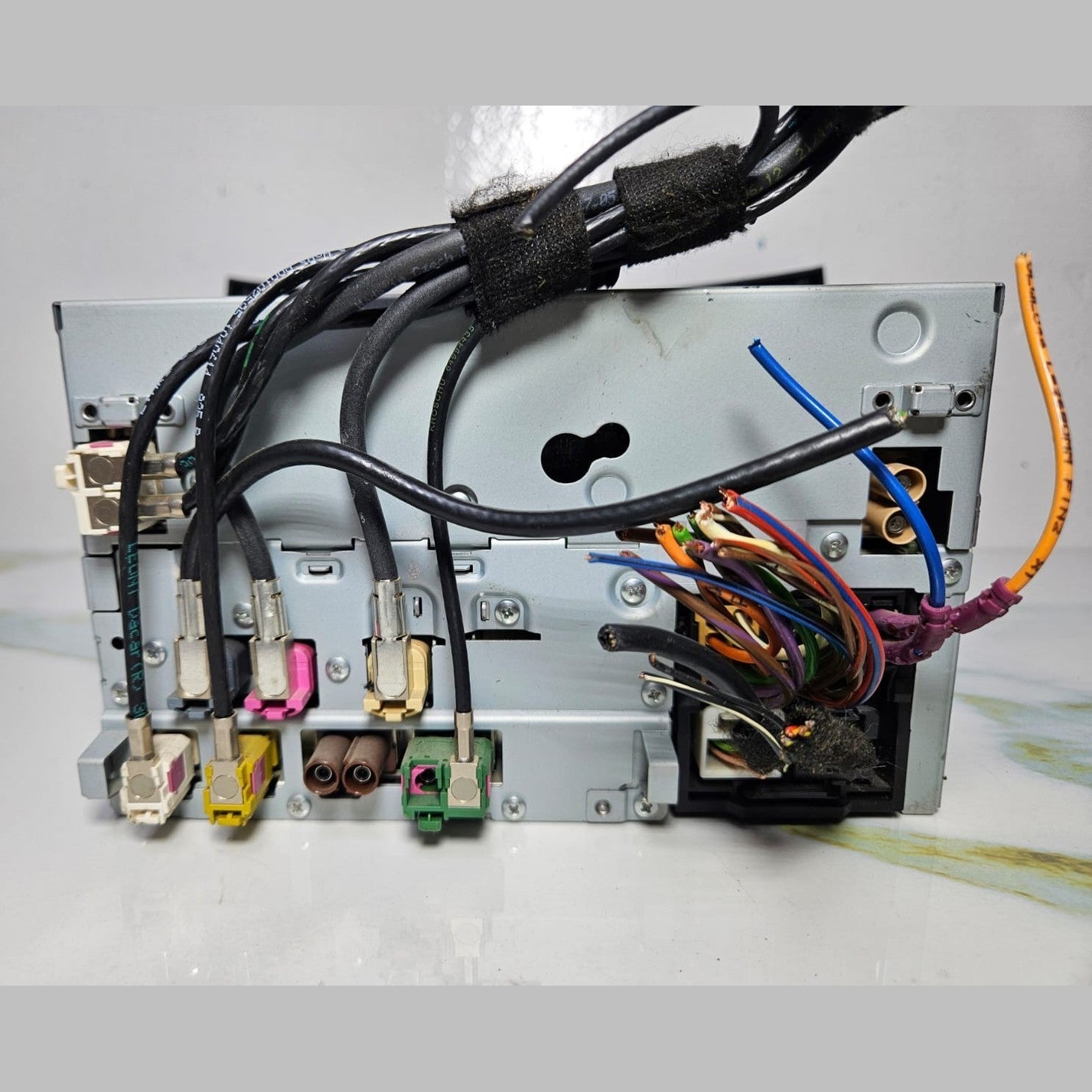 2012–2014 Mercedes-Benz W212 E-Class Hybrid Head Unit CD Player A212 9005327 OEM