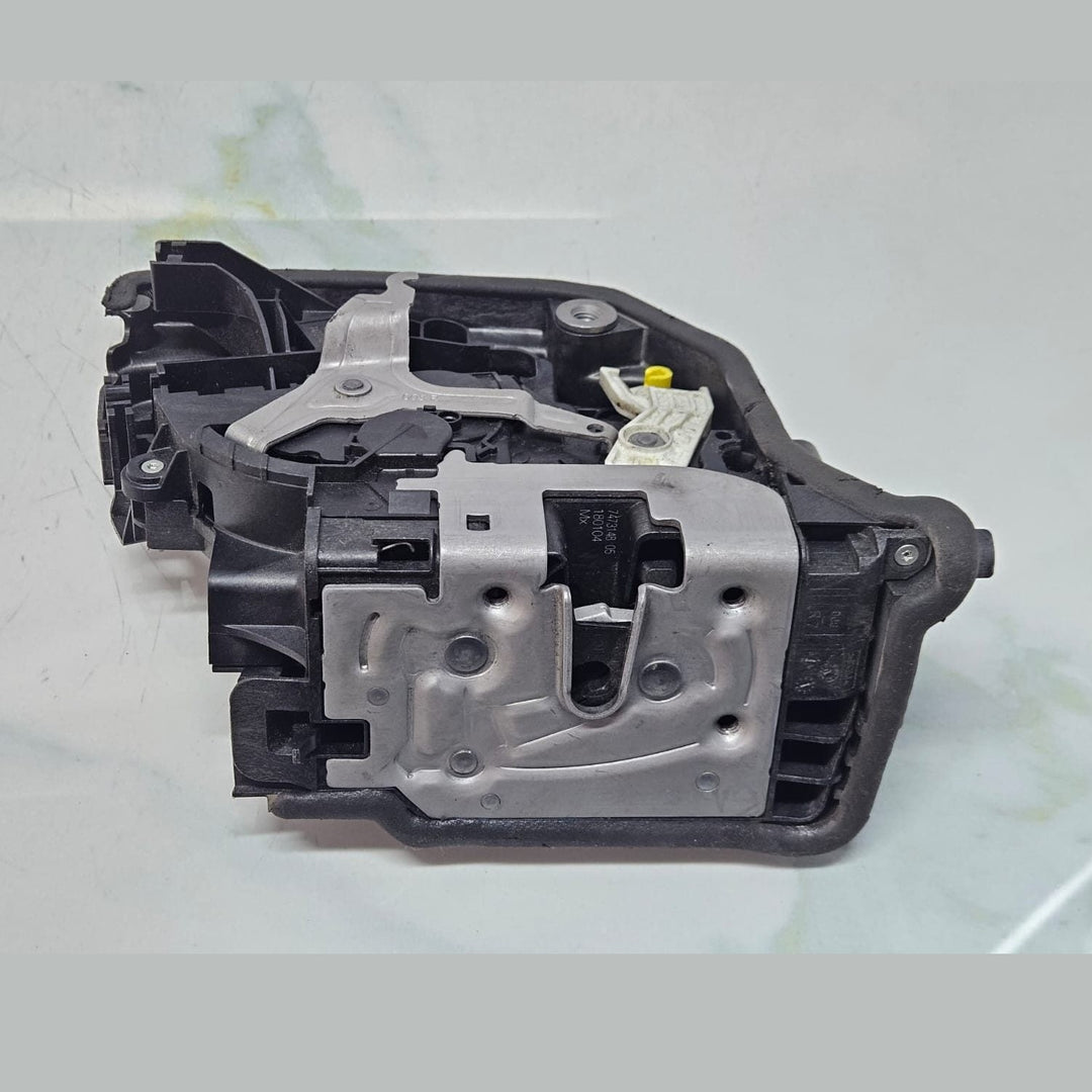 BMW X3 G01 18d X-Line 7473148 system lock rear right door lock OEM