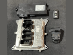 Bild in die Galerieansicht laden, BMW X1 SERIES E84 2014 ENGINE CONTROL UNIT ECU SET + CASE + KEY DME 8631727