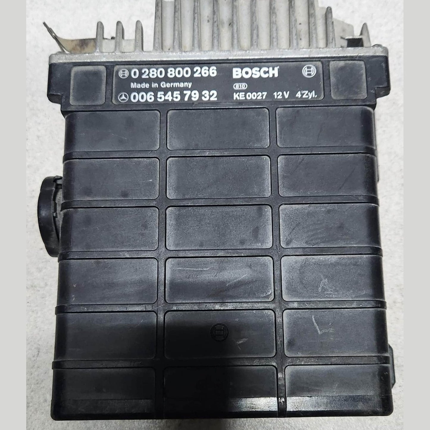 Benz Engine Control Unit 0280800266 Bosch Engine Control Unit ECU 