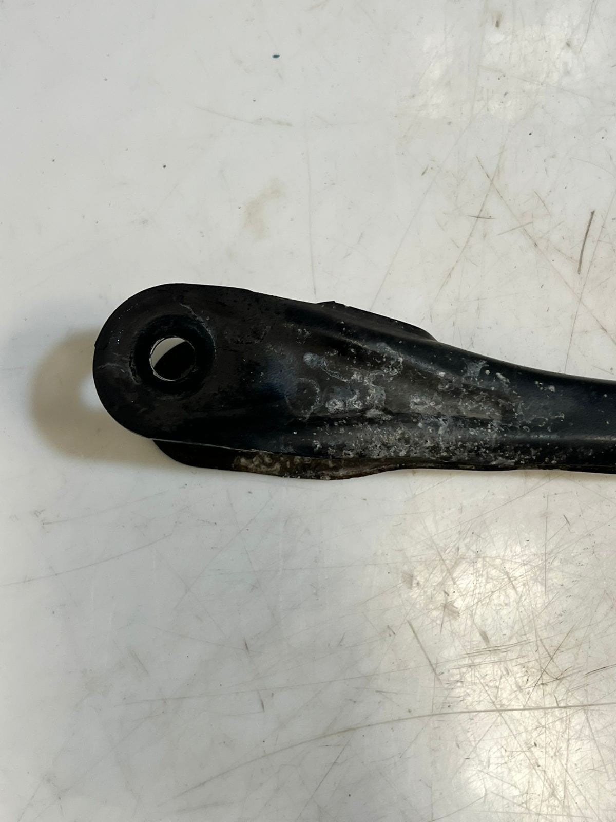 BMW 5 Series G30 G15 Rear Trailing Arm With Rubber Bushing 6893528 OEM