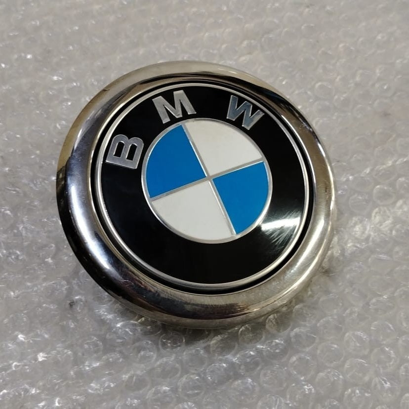 OEM BMW X2 F39 REAR LIFTGATE EMBLEM RELEASE SWITCH HANDLE 7248535