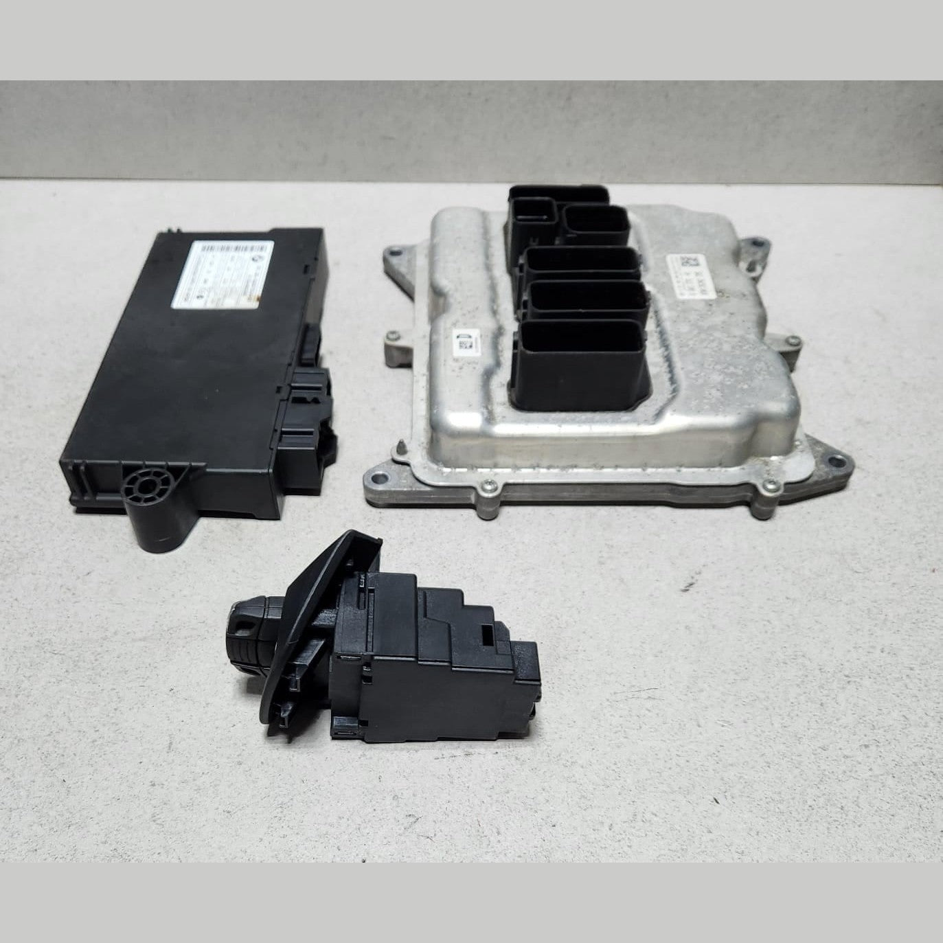 2012 BMW X1 Engine Control Unit ECU Set 8603576 X1 E84 20i N20