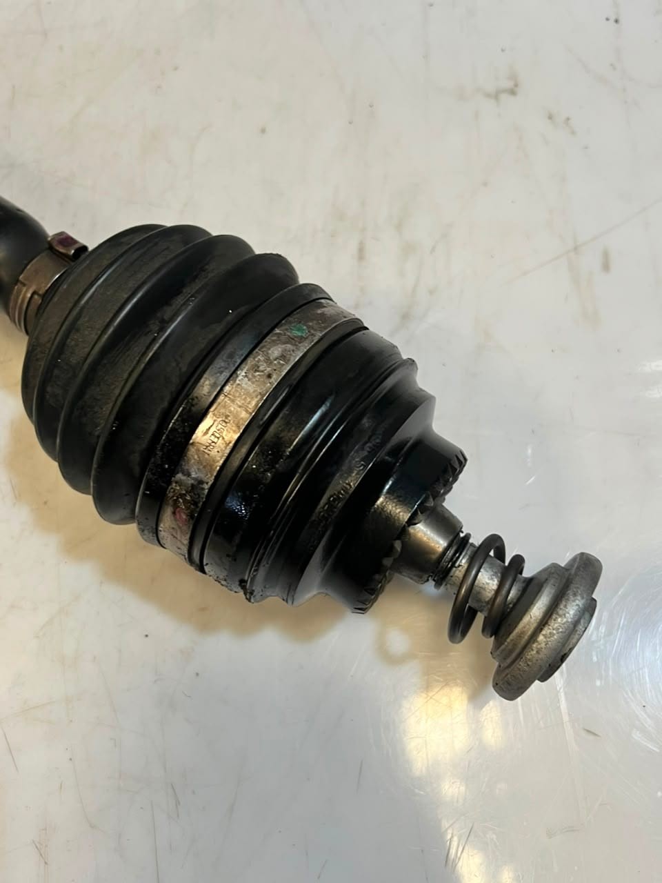 2014-2019 BMW i3 Rear Output Shaft, Left AXLE 7641213 OEM