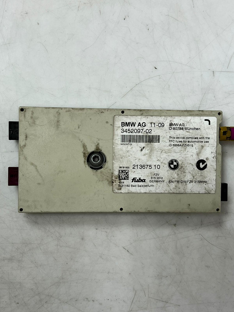 2004-2010 BMW X3 E83 Radio signal reception Antenna Amplifier 3452097 OEM