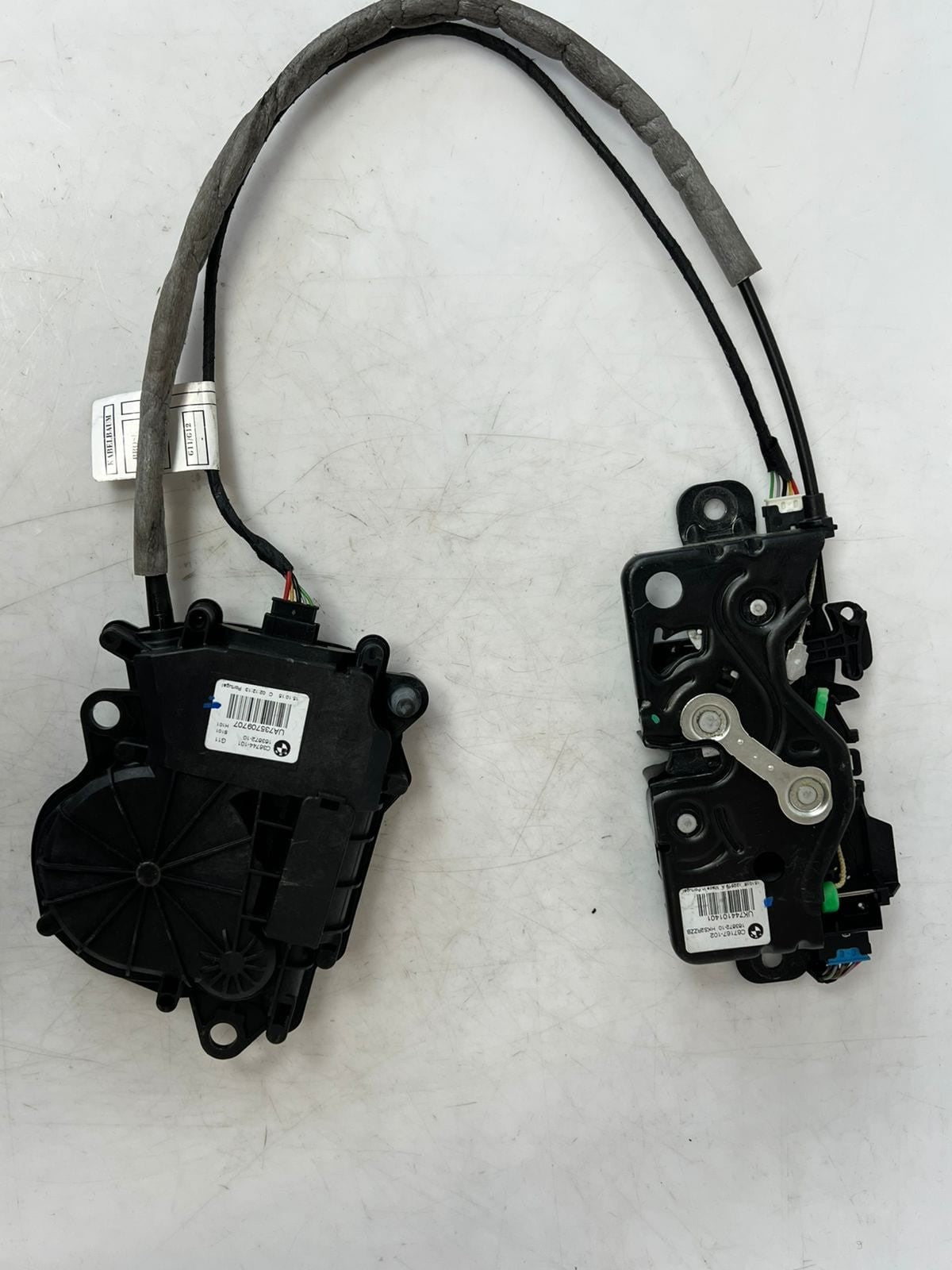 2016-2021 BMW 740i 7' G11 G12  750i, M760i Trunk Latch Lock Actuator 7357097 OEM