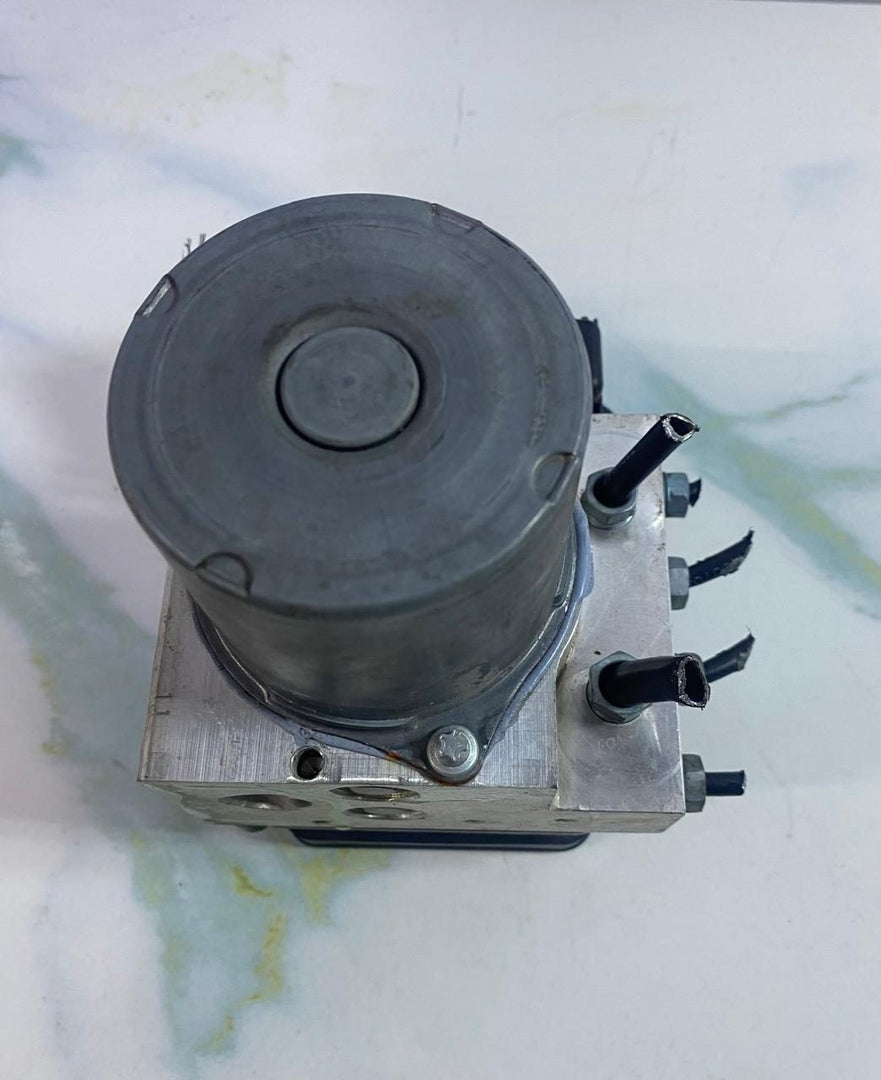 OEM ABS Pump for 2010-2016 BMW 5 6 Series F10 F11 F06 Part number 6797673 ACC