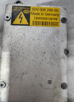 Load image into Gallery viewer, 1998-2004 Mercedes-Benz SLK230 Xenon Headlight Ballast Control Unit 00829000