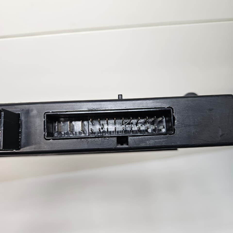 2014 BMW F13 F18 640i Junction Box Module 9312769 OEM