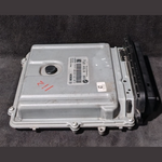 Load image into Gallery viewer, GENUINE BMW 5 Series F11 F10 N47N ENGINE  CONTROL UNIT ECU DDE- 8510137