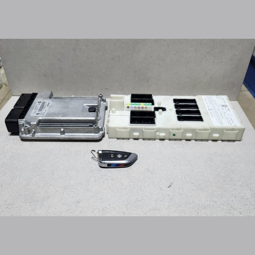 2015 BMW X5 Engine Control Module 8583152 F15 N57Z engine DIESEL ECU SET 