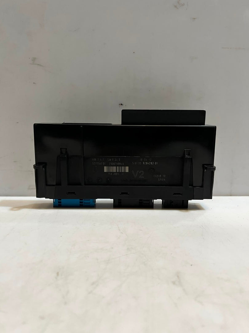 BMW F10 F11 F13 F06 F01 M5 Junction Box Electronic Control Unit V-2 unit 9284282