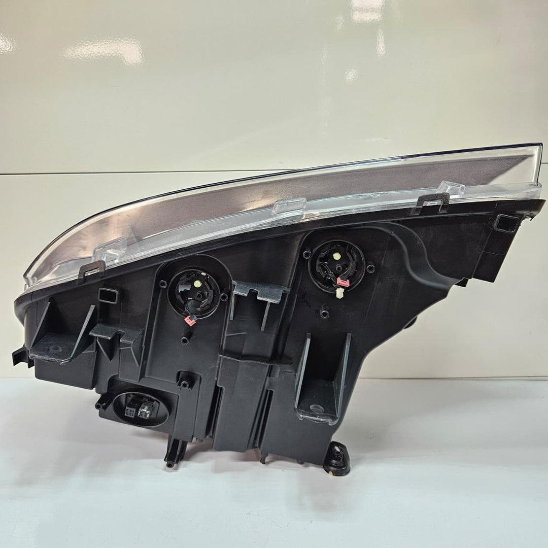 2011-2014 BMW X3 F25 Headlight Right Side 8739654 XENON 