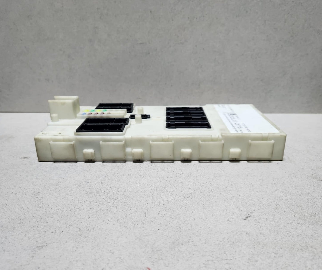 2012-2018 BMW M3 Front Electronic Module 6825539
