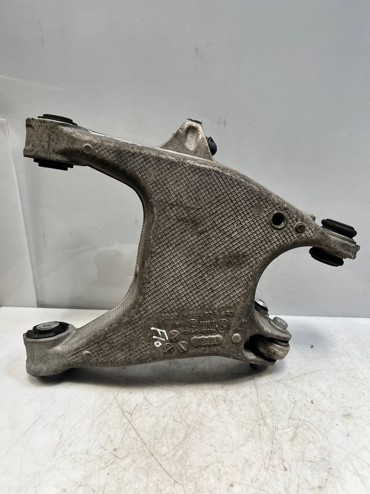 2011-2016 BMW 535i 5' F01 F02 F10 F11 F12 Rear Upper Control Arm 6794876 OEM