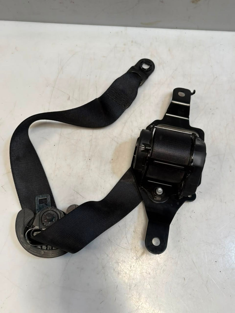 2015-2017 BMW X5 F15 X6 F16 Rear Right Seat Belt Retractor 623201500D OEM