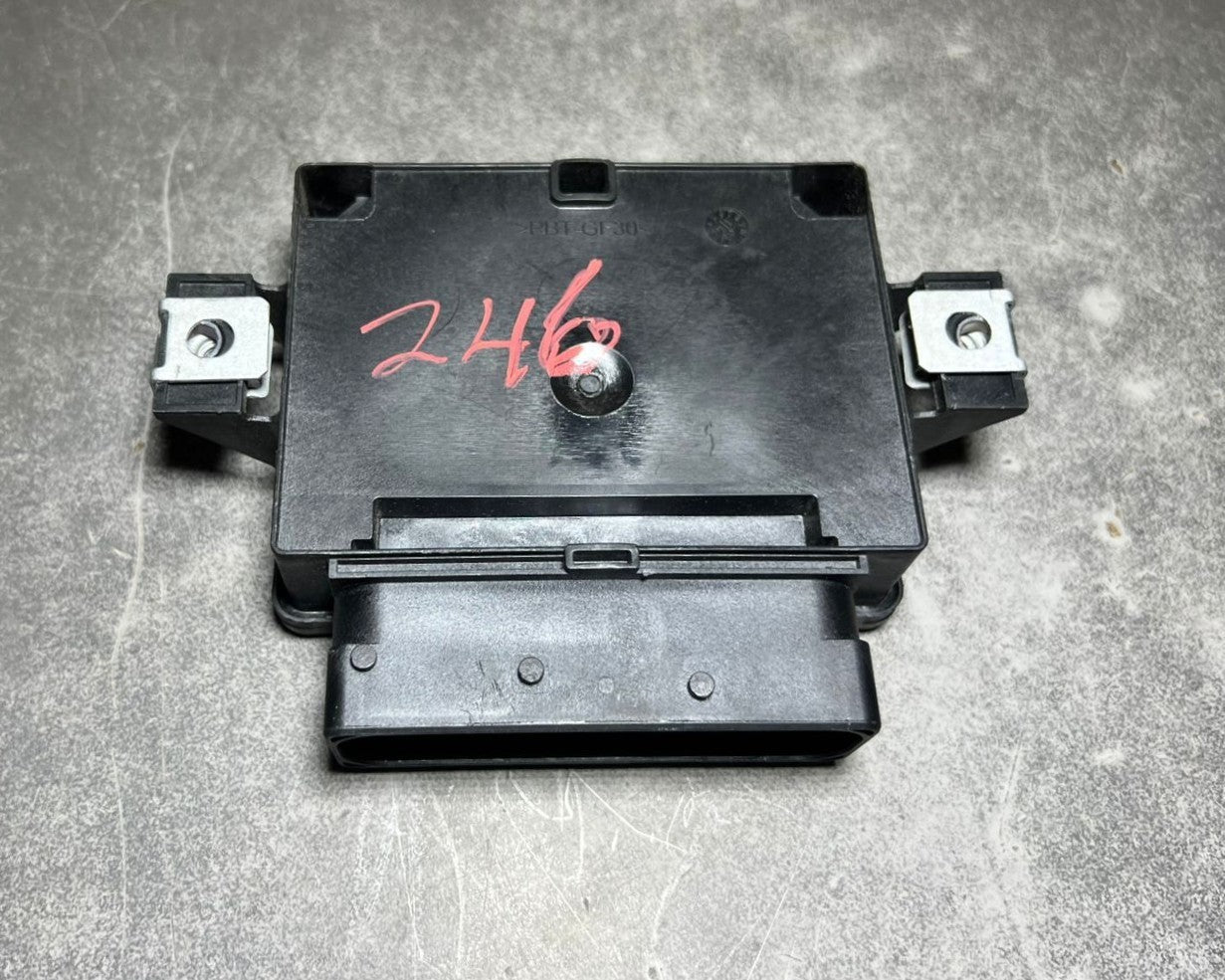14-19 Mercedes-Benz CLA250 Parking Brake Control Module Unit A246 9004512 Oem