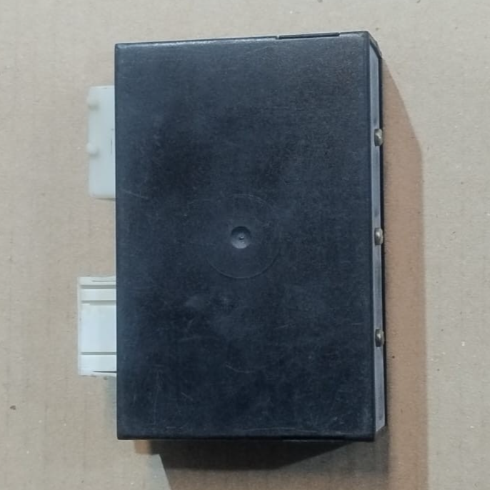 BMW 7 E65 E66  BME5066 OTHER CONTROL UNITS MODULES 6767281