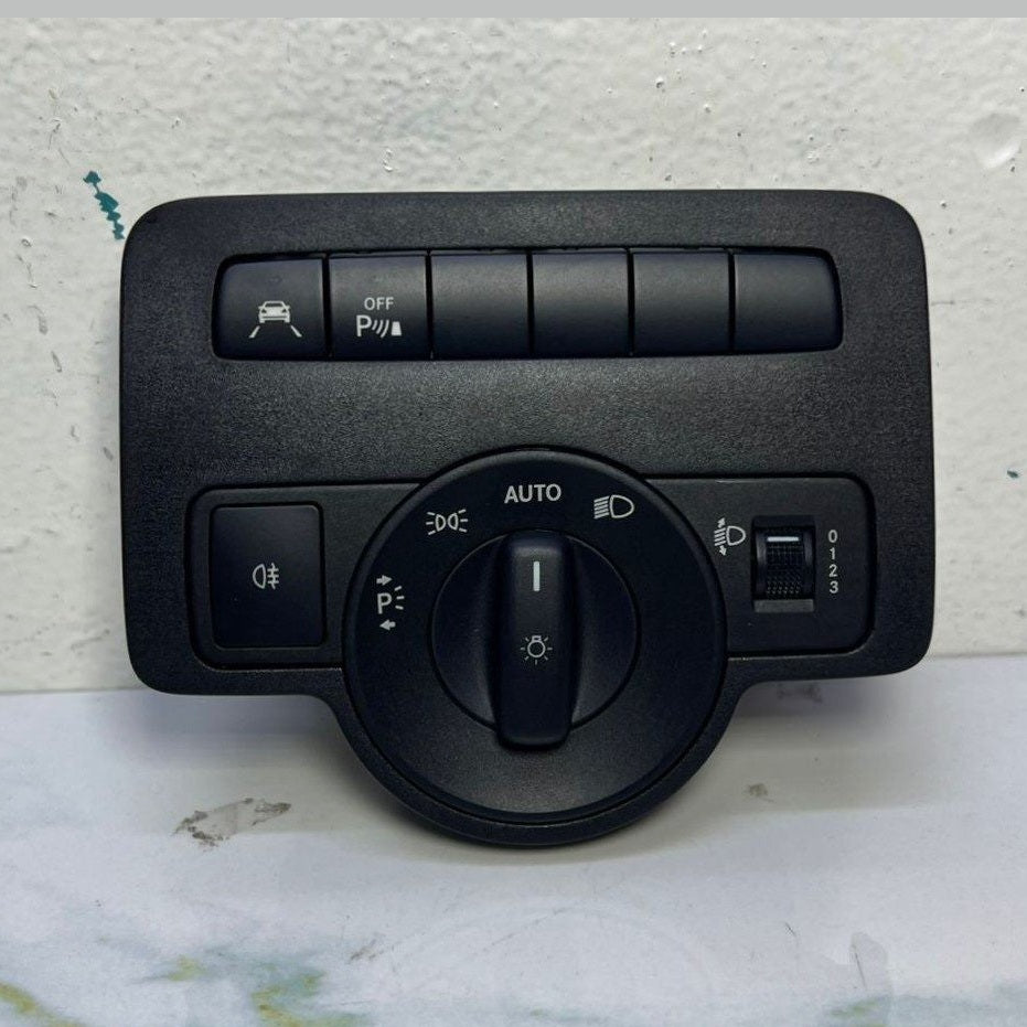 2016-2023 Mercedes-Benz Metris Switch Assembly A 205 905 50 18