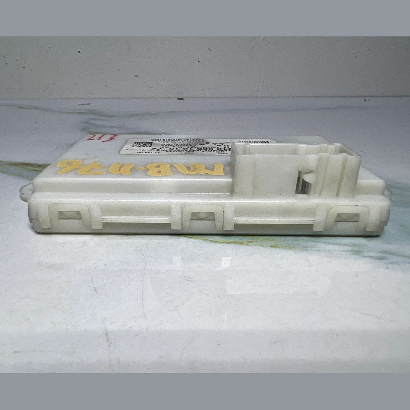 2017-2018 Mercedes E300 Keyless Entry Control Module A2139001610 E-Class W213