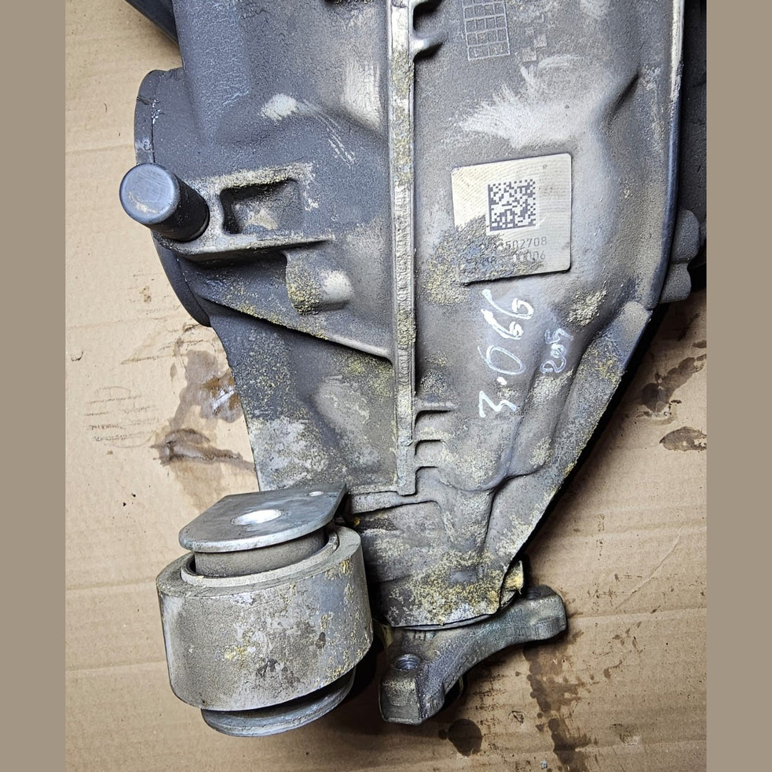 Mercedes Benz rear differential assembly A2053510008 C-Class W205 and GLC 3.066