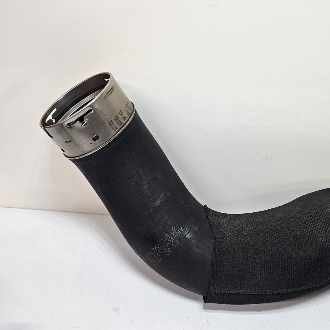 2012-2015 BMW 1 3 Series F20 F21 118D Intercooler Turbo Boost Pipe 4742748