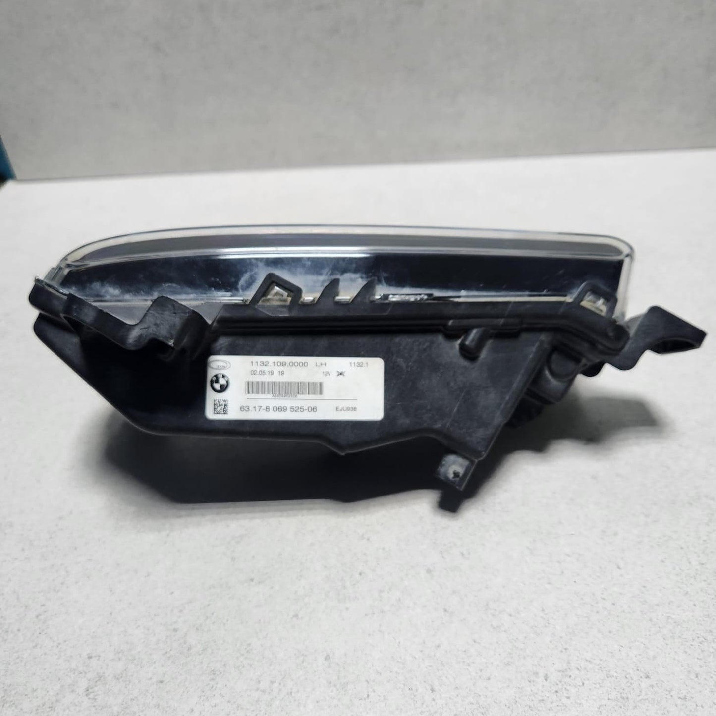 Genuine 2019-2023 BMW 330i Front Left Fog Light 8089525 3 Series G20 G28