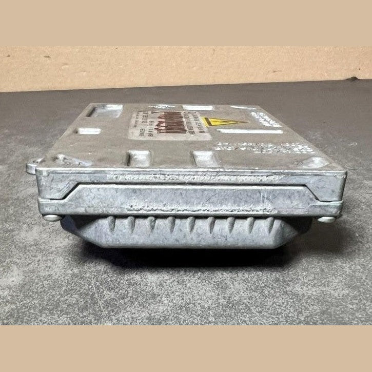 Mercedes Benz W221 Xenon Light Headlight Control Module Unit A216 8704826 OEM