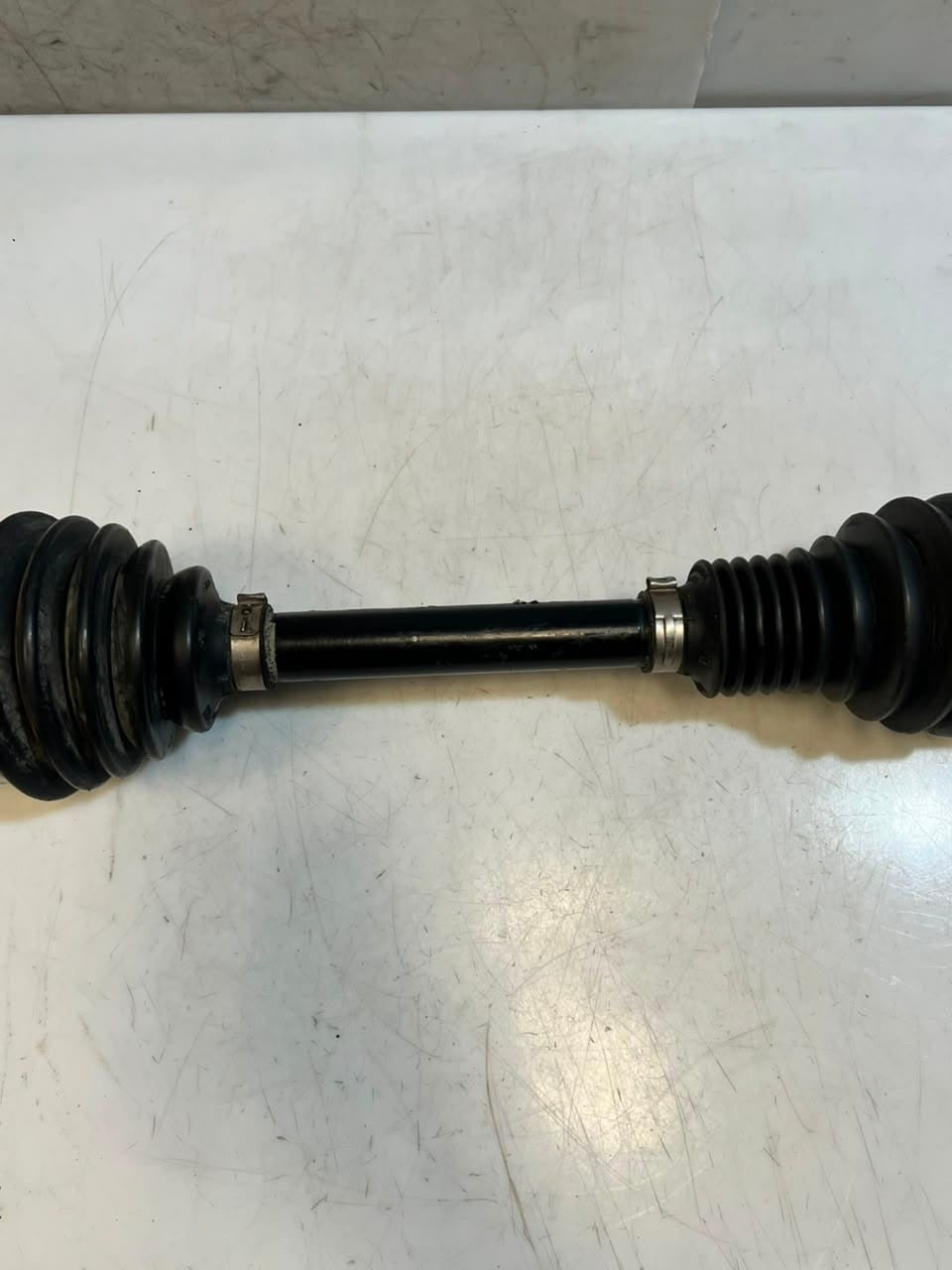 BMW 3' GT F34 F30 F35 F31 320i Front Left AXLE xDrive Drive Shaft 7597693 OEM
