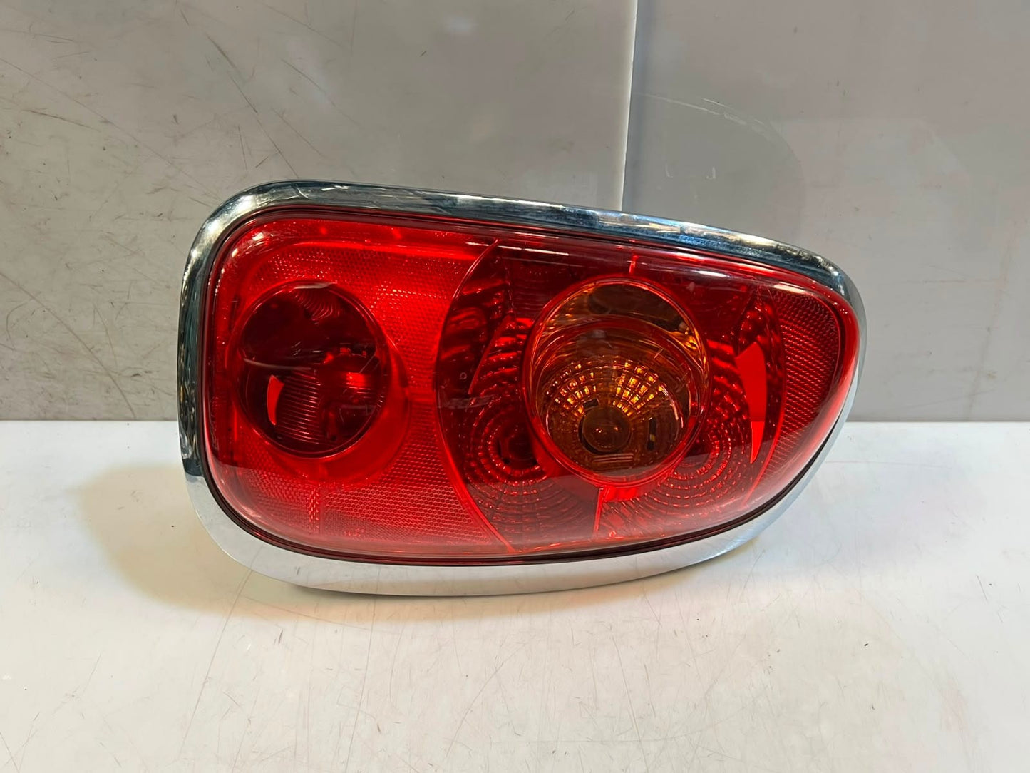 2011-2016 Mini Cooper R60 ECE Countryman BACK LIGHT Tail Light Right 9808154