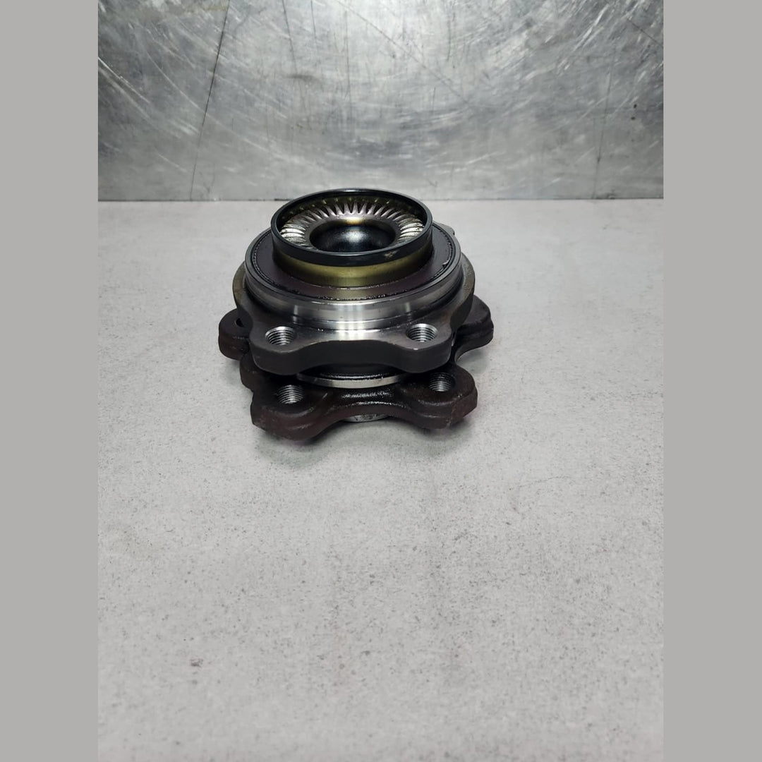 2017 BMW 530i Rear Wheel Hub Bearing 6861140 5 Series G30 G31 7 Series G11 G12