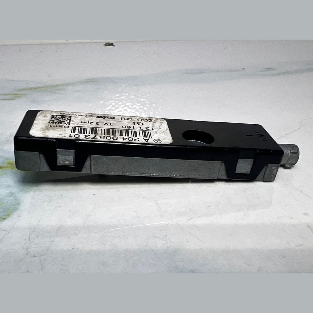 Mercedes Antenna Amplifier A2049057301 E-Class C207 Coupe