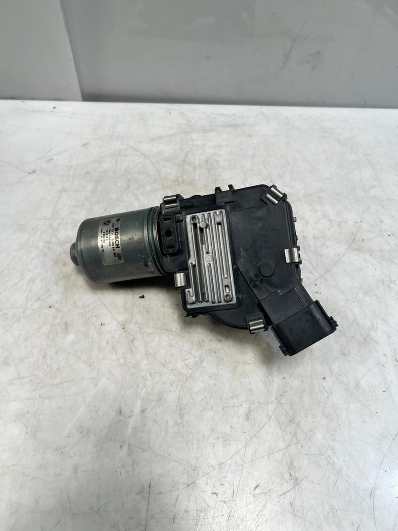 2005 BMW 730d 7 Series E65 E66 Front Windshield Wiper Motor 6923740 0390241806